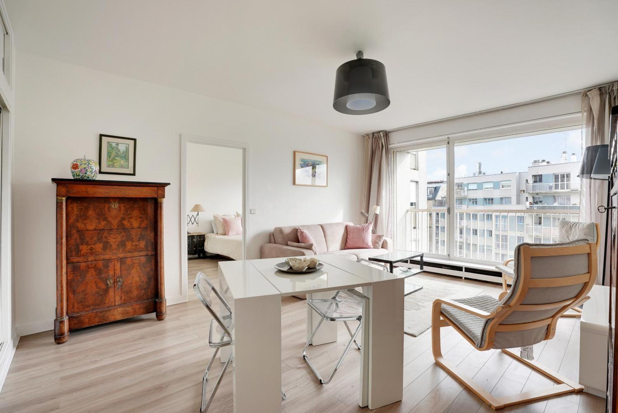 Champs De Mars - Suffren Appartement