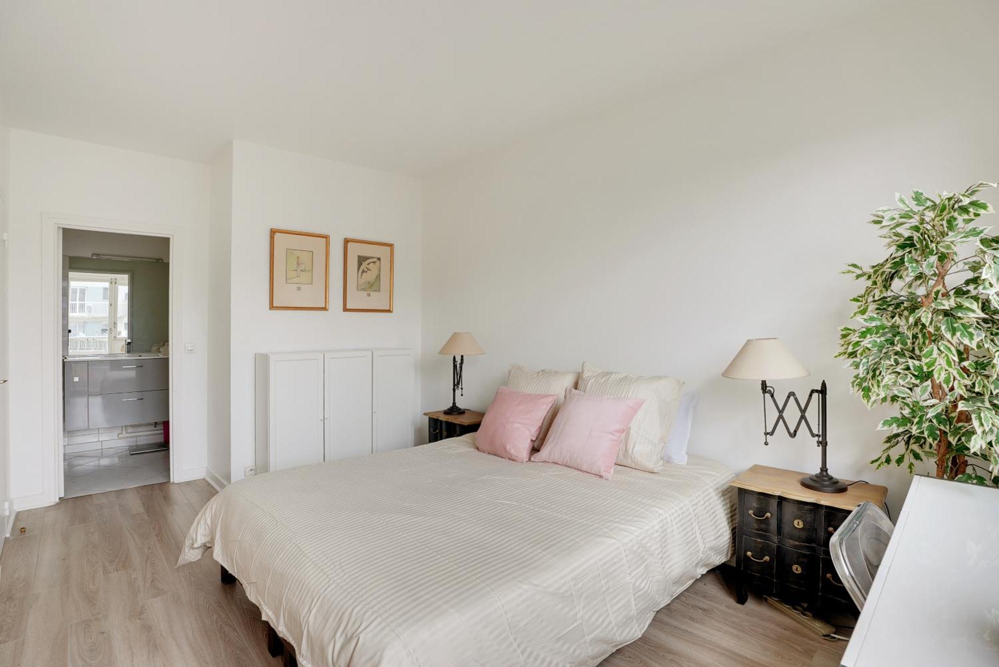 Champs De Mars - Suffren Appartement